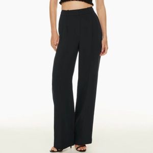 Aritzia Effortless Pant